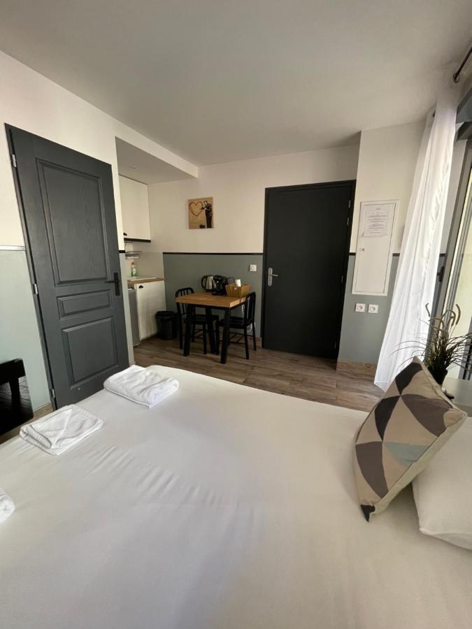 آيكس أومبروفينس Casa Hotel المظهر الخارجي الصورة